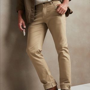NWT BR Factory Travel Jean in Khaki